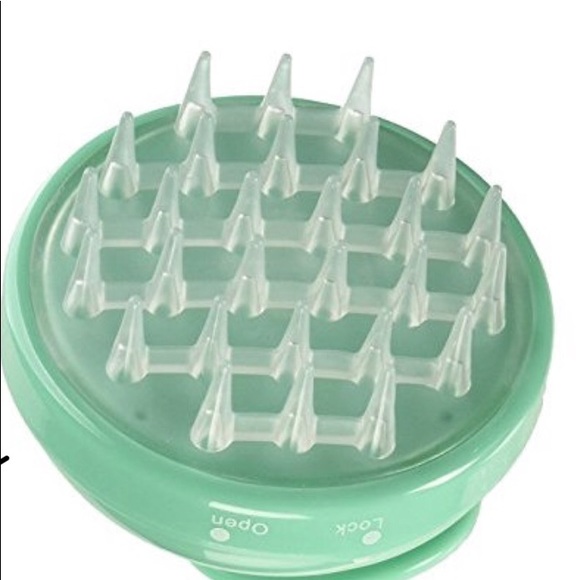 Vitagoods Scalp Shampoo Massaging Brush****SOLD*** - Picture 2 of 2